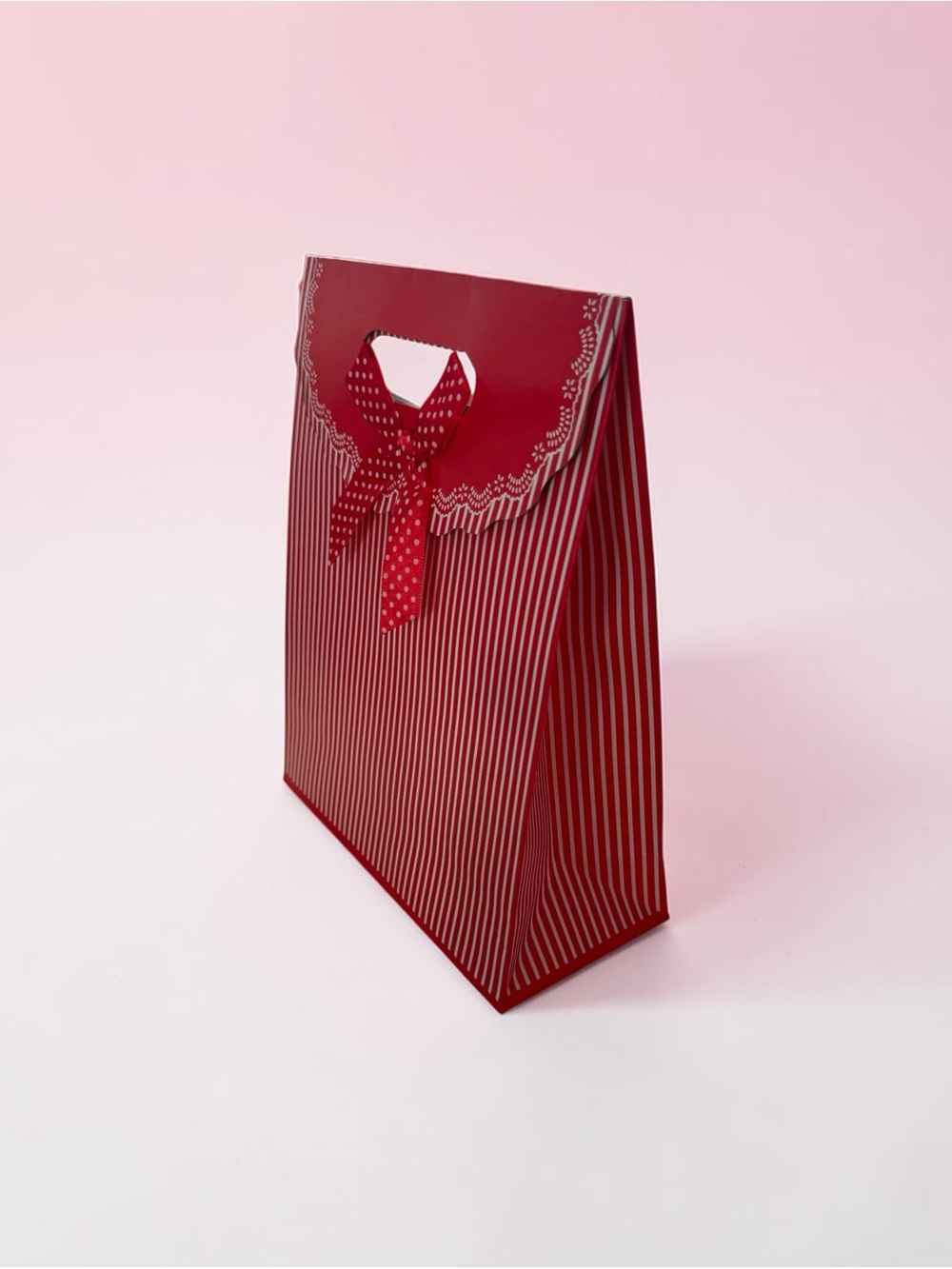 Red Striped Women's Gift Tote Bag with Decorative Bow 10” x 8” x 3,5”